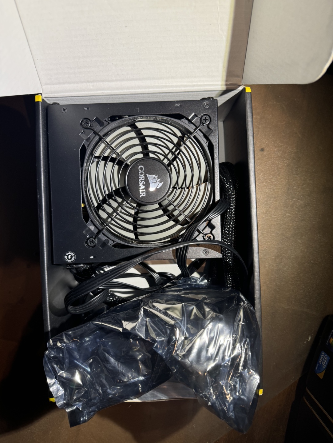 Corsair TX650M 650 Watt Power Supply - photo 2