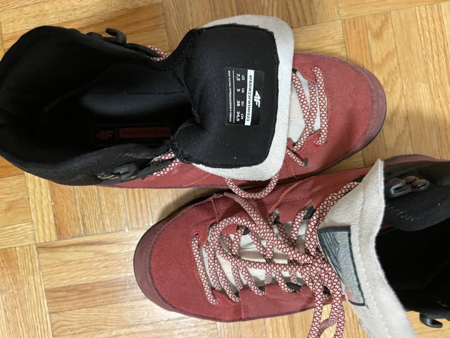 4F Hiking Boots image indicator(3)