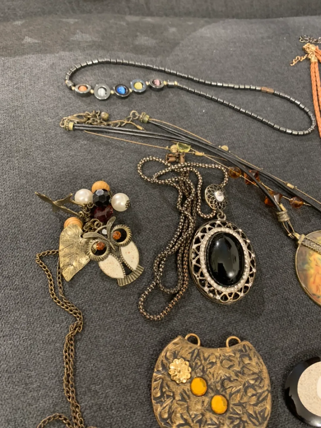 Jar of Assorted Necklaces thumbnail