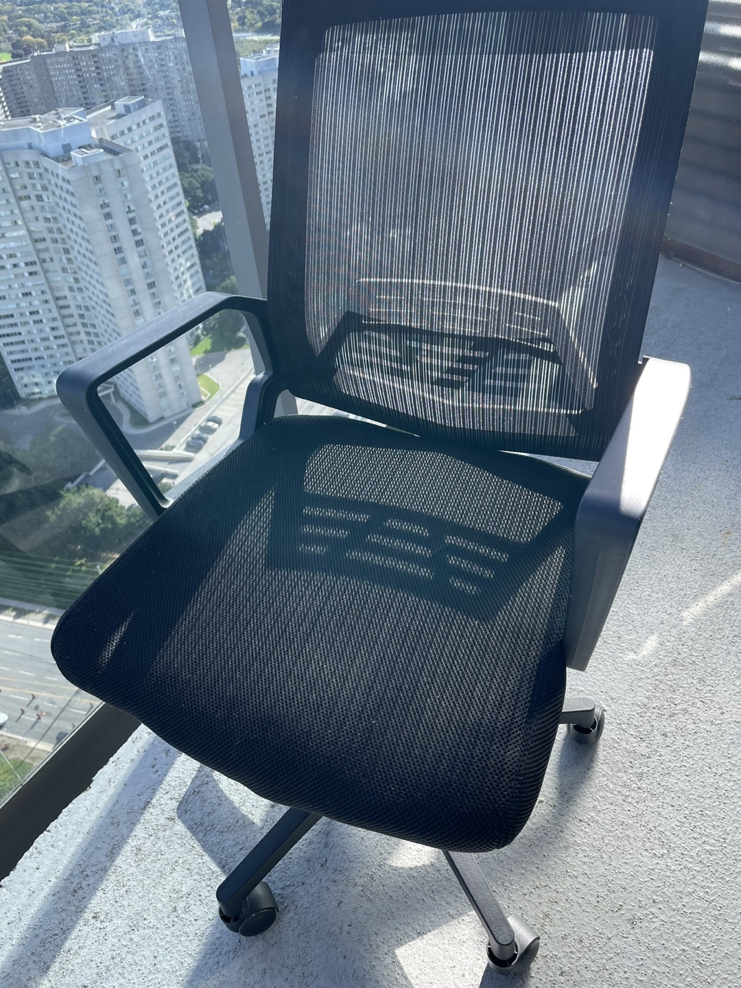 Black Mesh Office Chair - photo 4