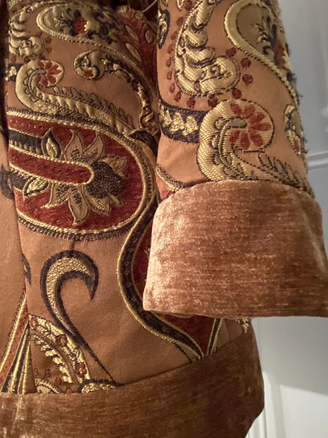 Tapestry Gold & Brown Coat w Belt image indicator(6)