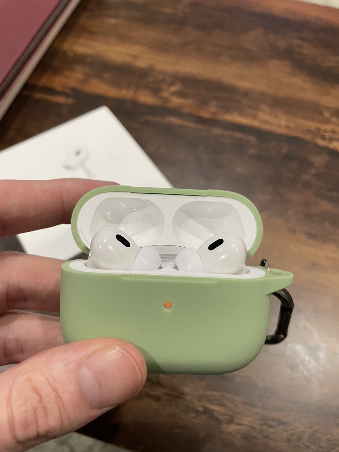 Apple AirPods Pro 2nd Generation - photo 3