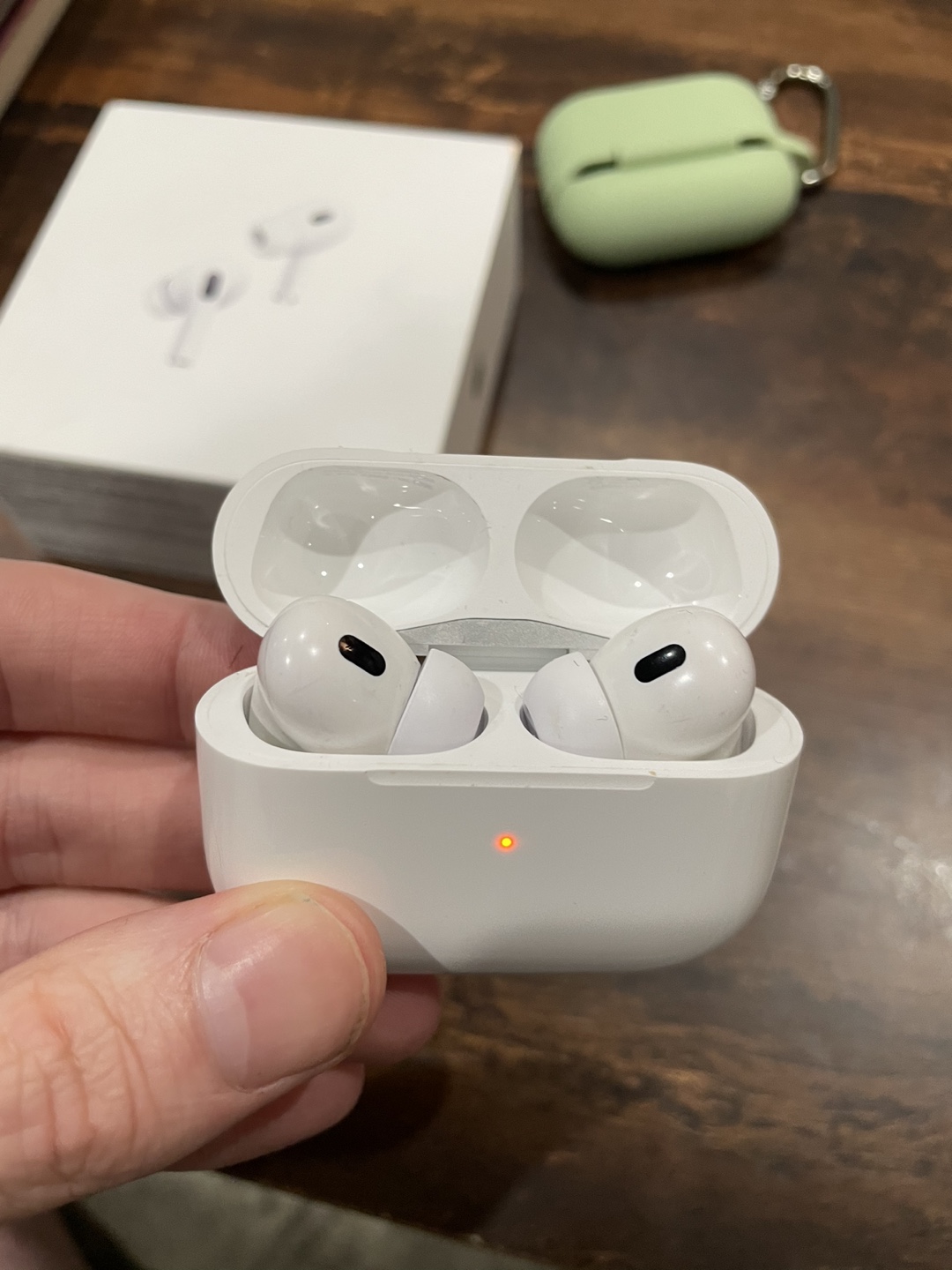Apple AirPods Pro 2nd Generation - photo 5