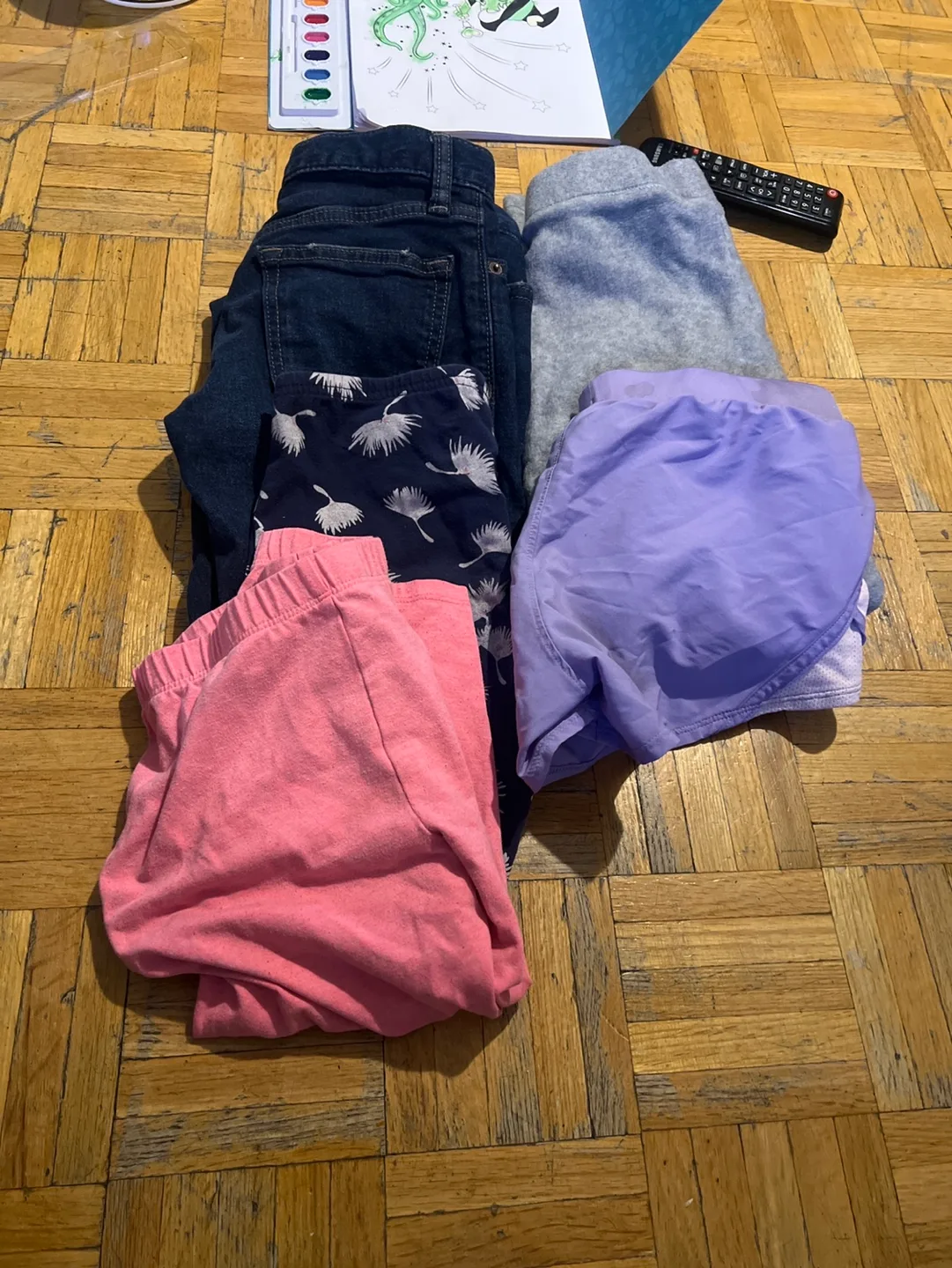 Girls' 5 Clothing Bundle 6-8 yrs thumbnail