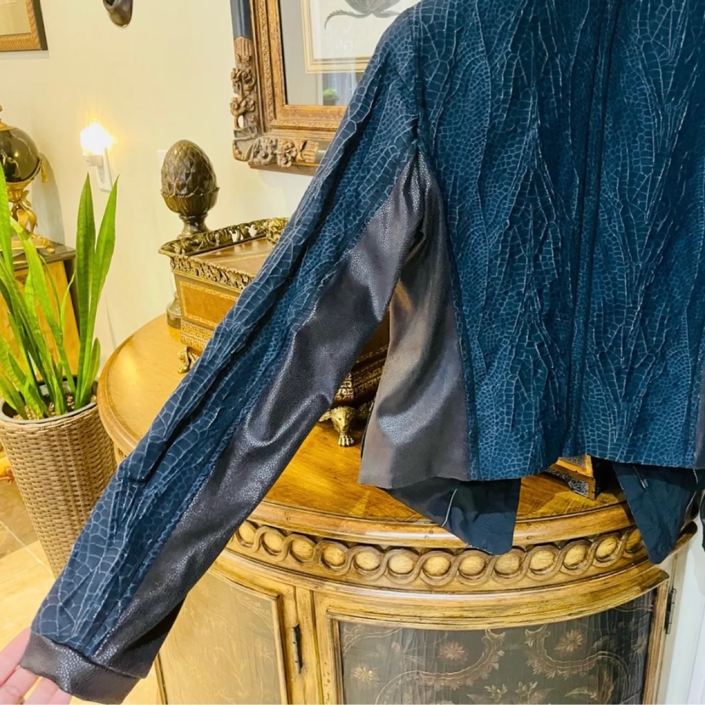 Beate Heymann Jacket image indicator(6)