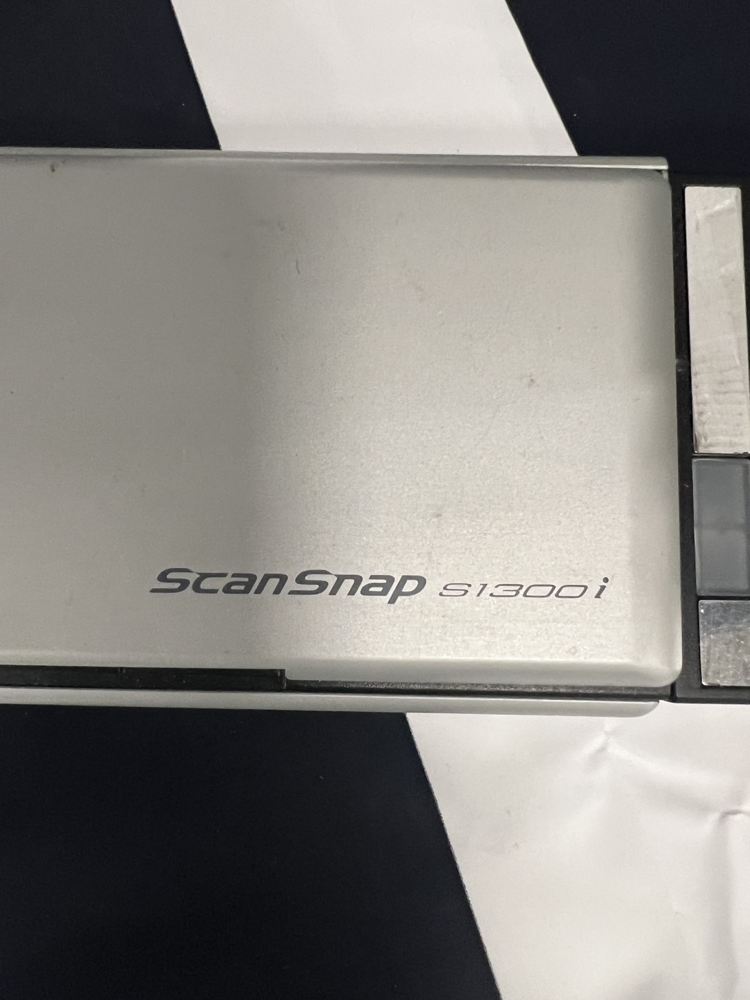 Fujitsu ScanSnap S1300i Scanner - photo 3