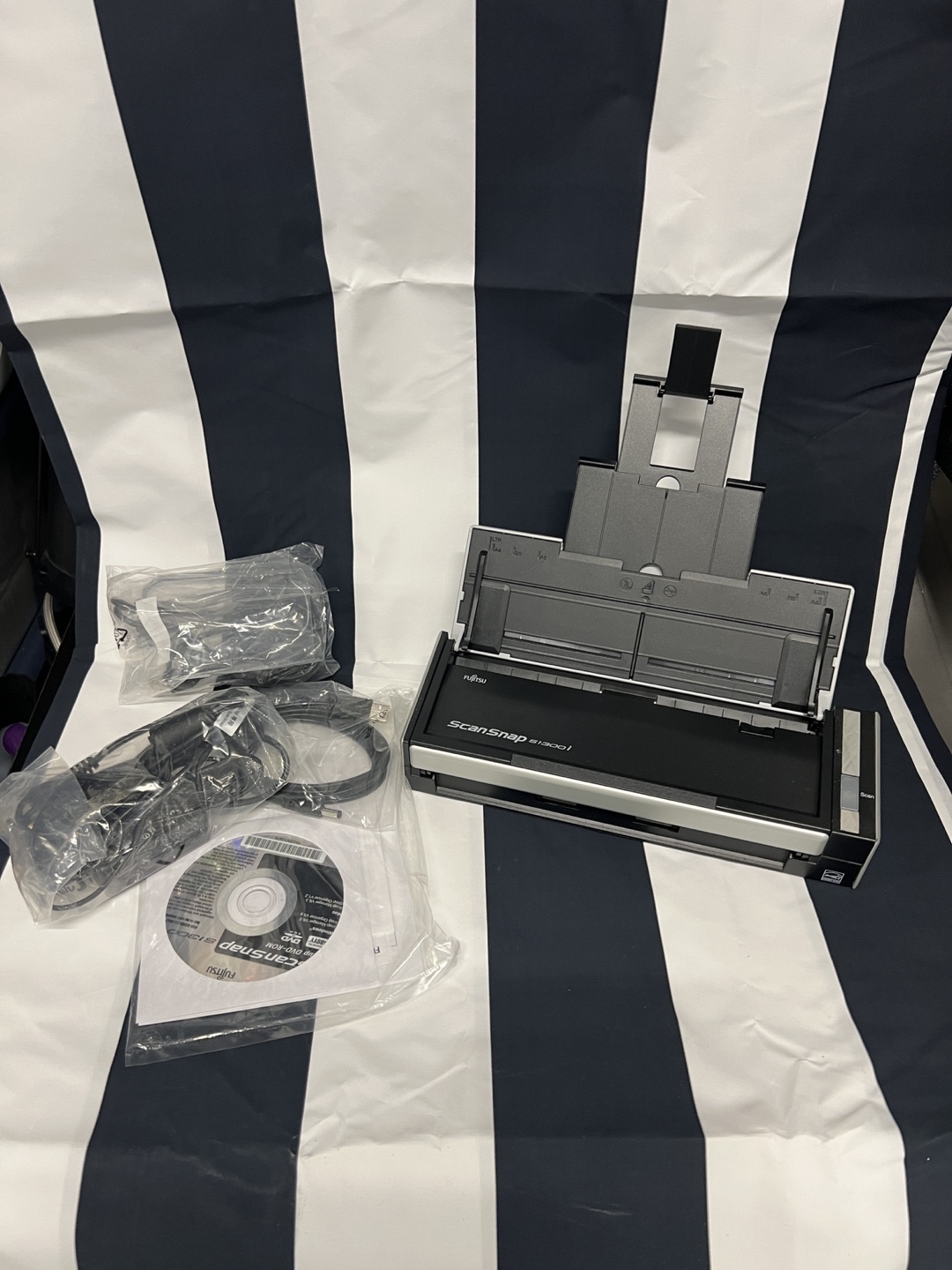 Fujitsu ScanSnap S1300i Scanner