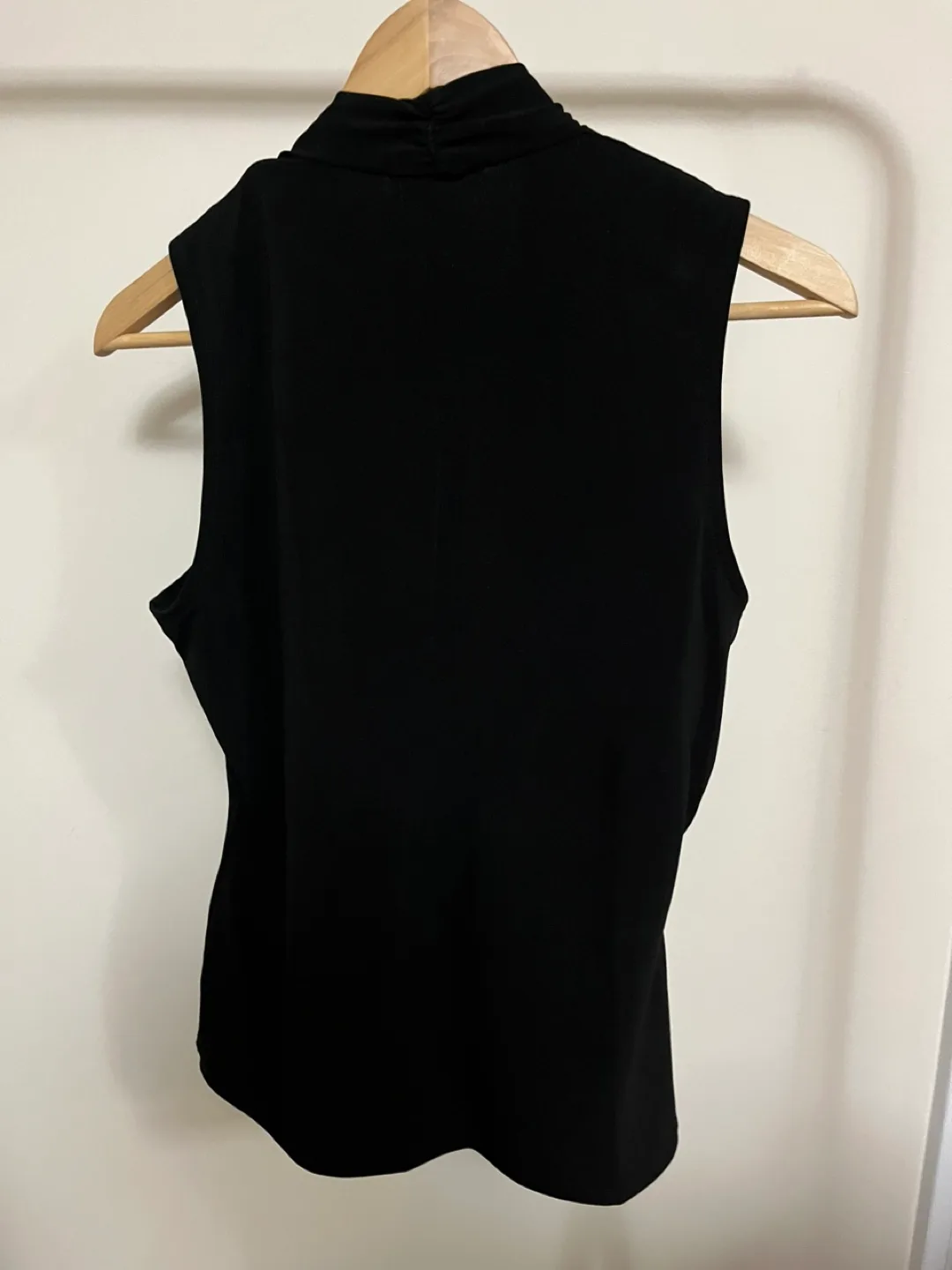 Jacob Black Sleeveless Blouse image indicator(2)