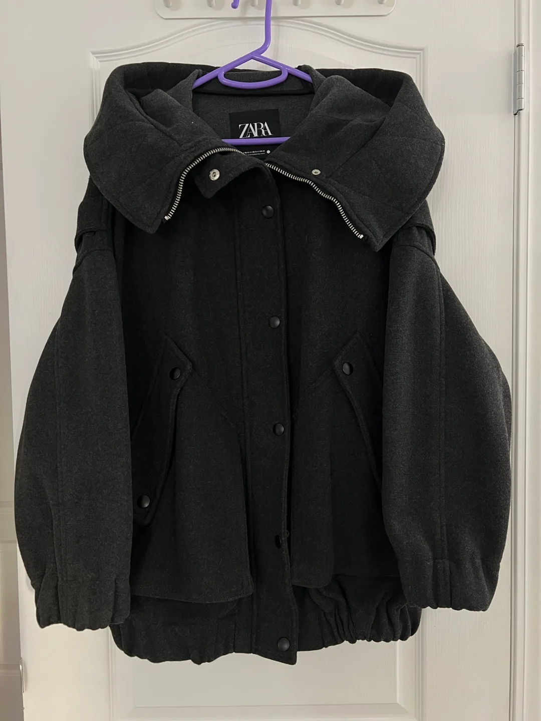 ZARA Oversized jacket thumbnail