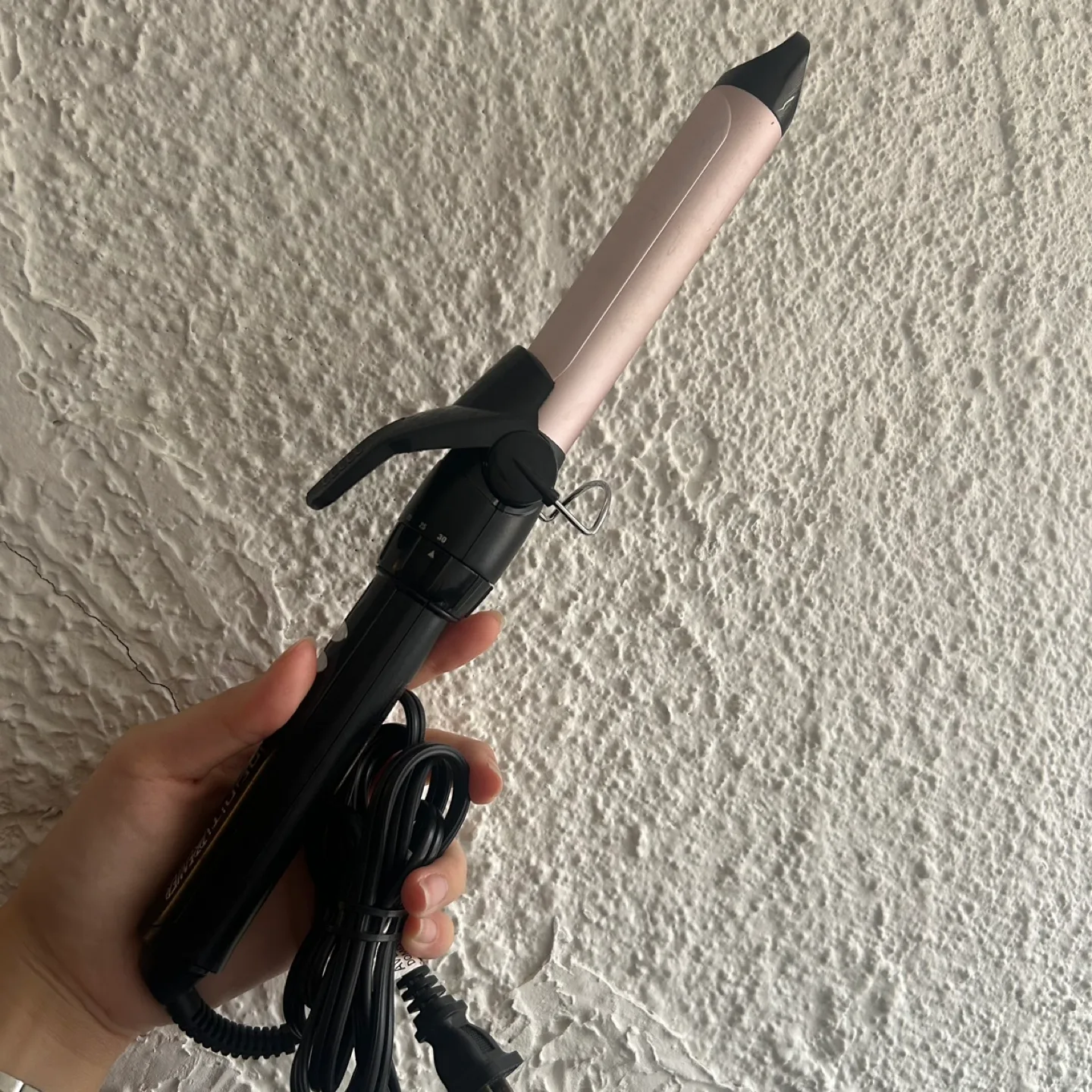Hair curling thumbnail
