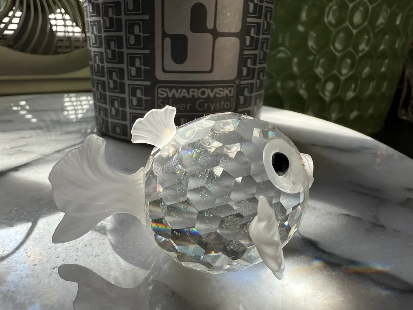 Swarovski Crystal Puffer Fish image indicator(4)