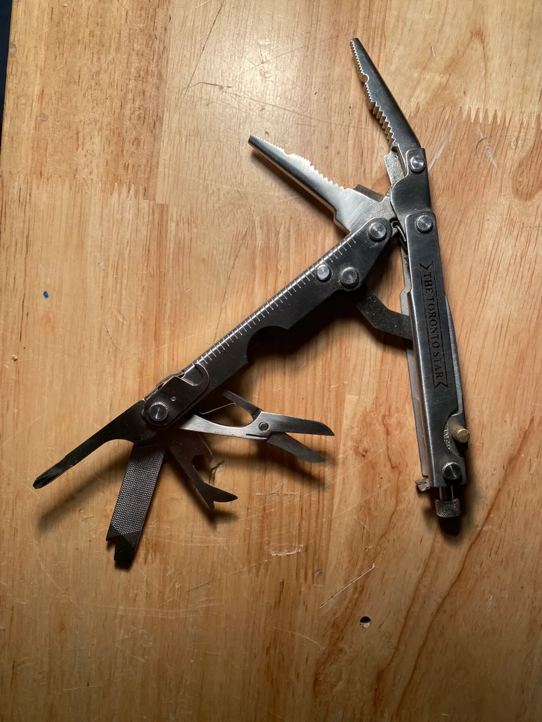 The Toronto Star Multi-Tool image indicator(3)