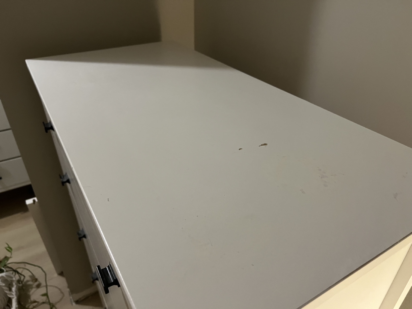 White 5-Drawer Dresser - photo 2