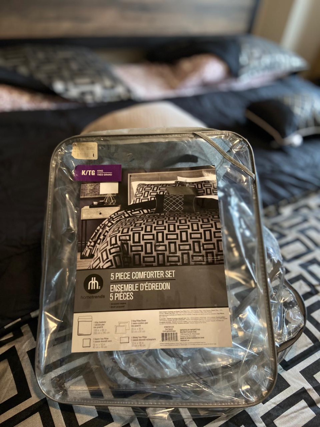 Hometrends 5 Piece Comforter Set