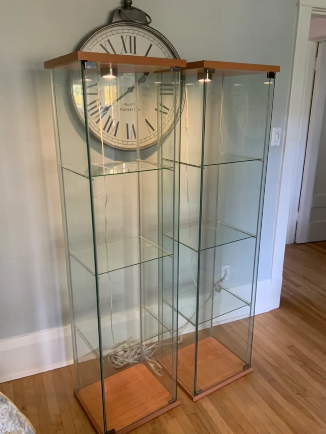 2 IKEA lit display cases image indicator(5)