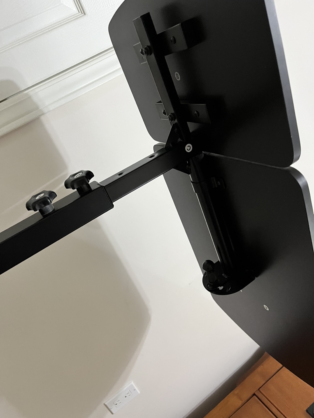 Adjustable Laptop Stand with Wheels - photo 3