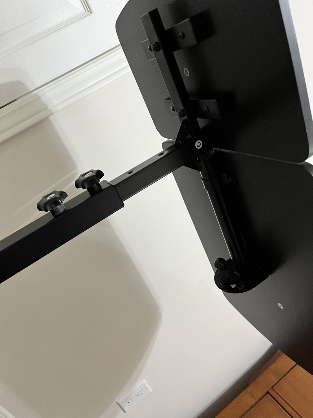 Adjustable Laptop Stand with Wheels - photo 4