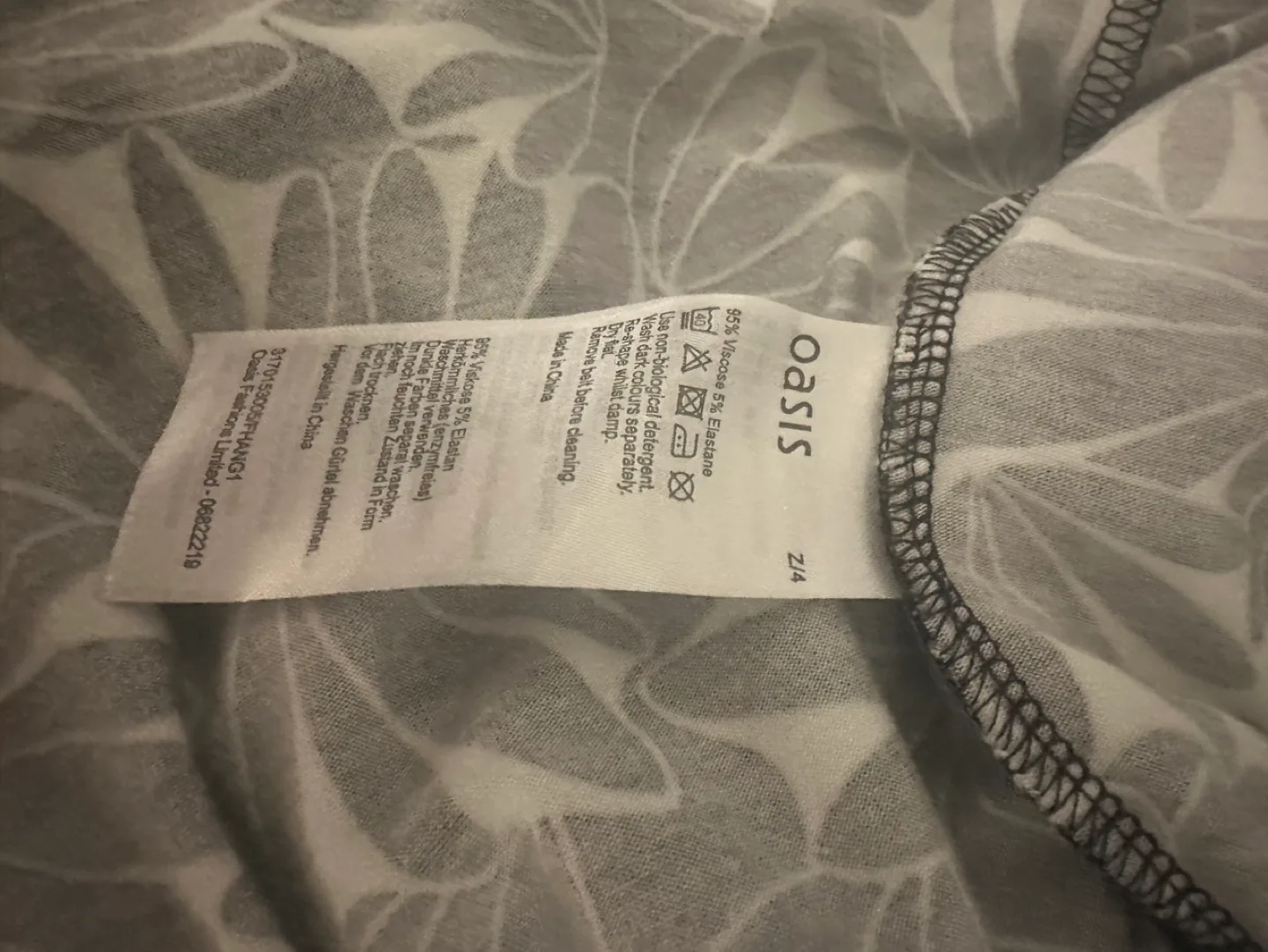 Black and White Floral Maxi Dress image indicator(6)