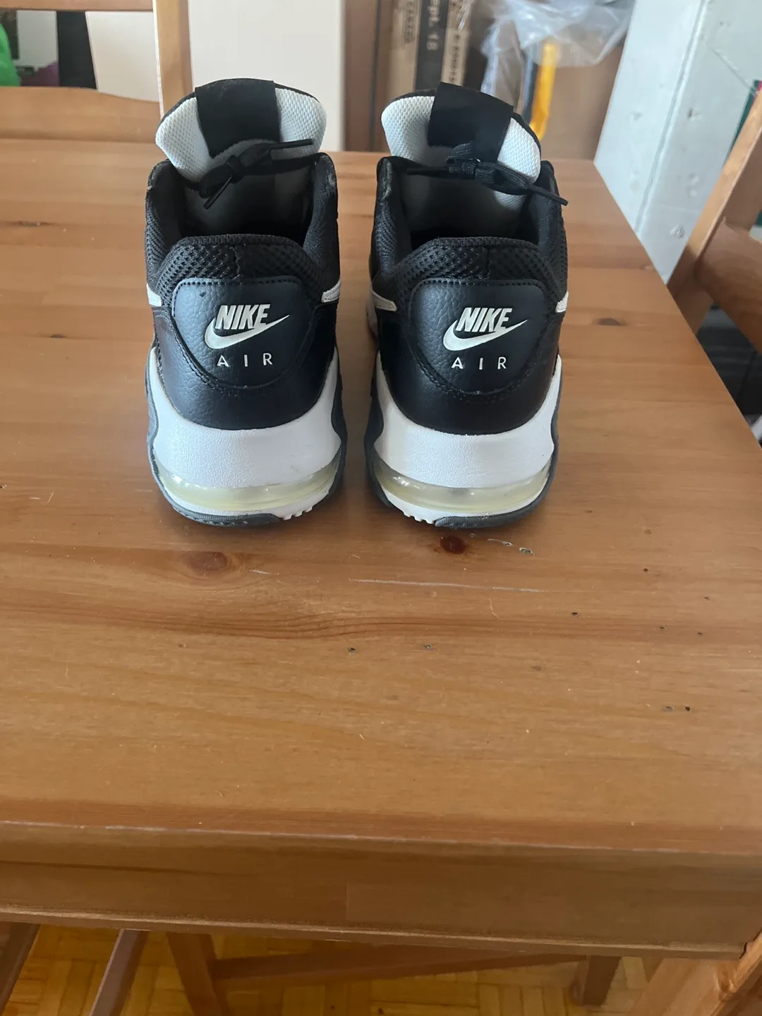 Nike Air Max image indicator(2)