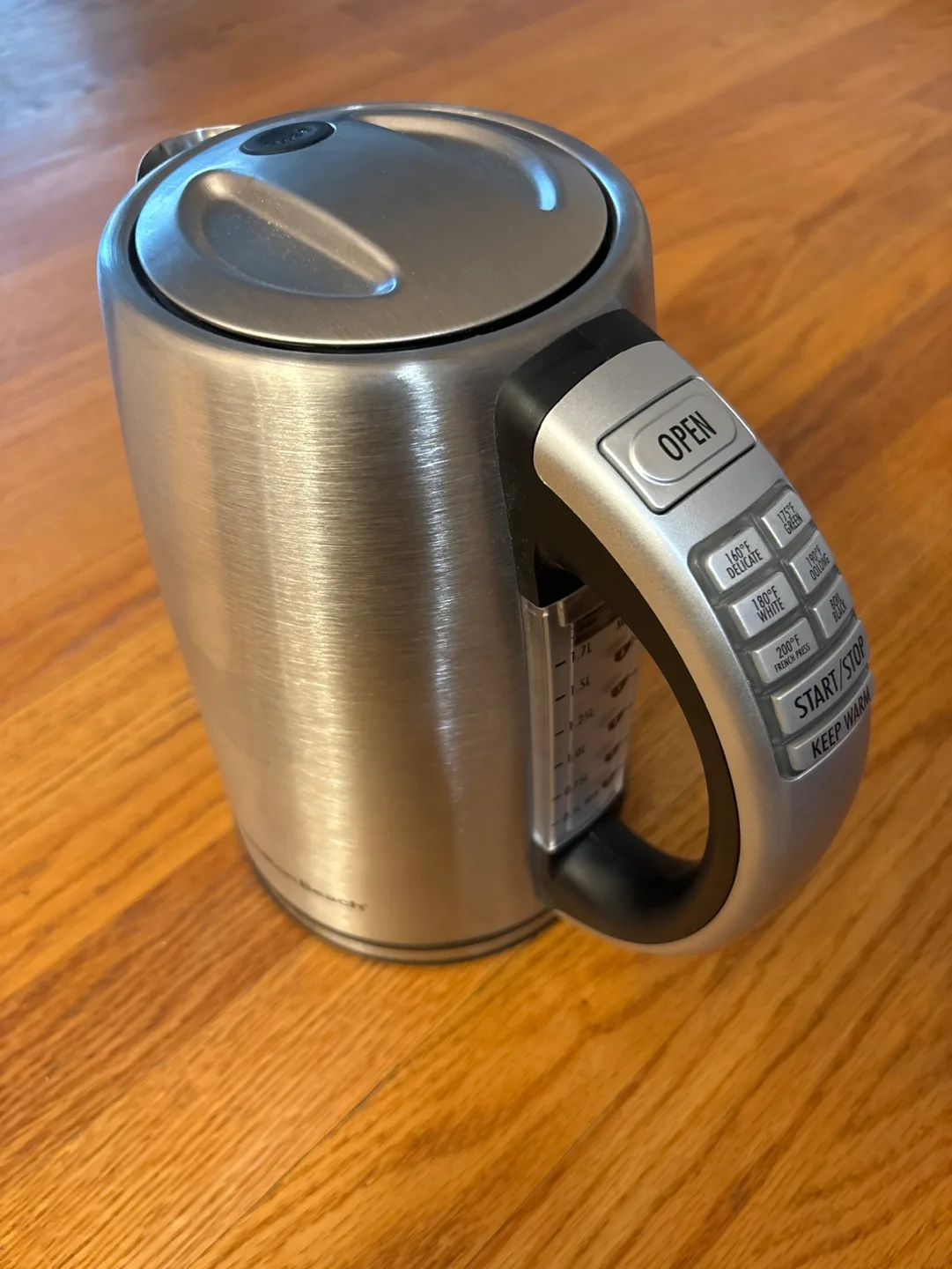 Electric Kettle with temperature control thumbnail