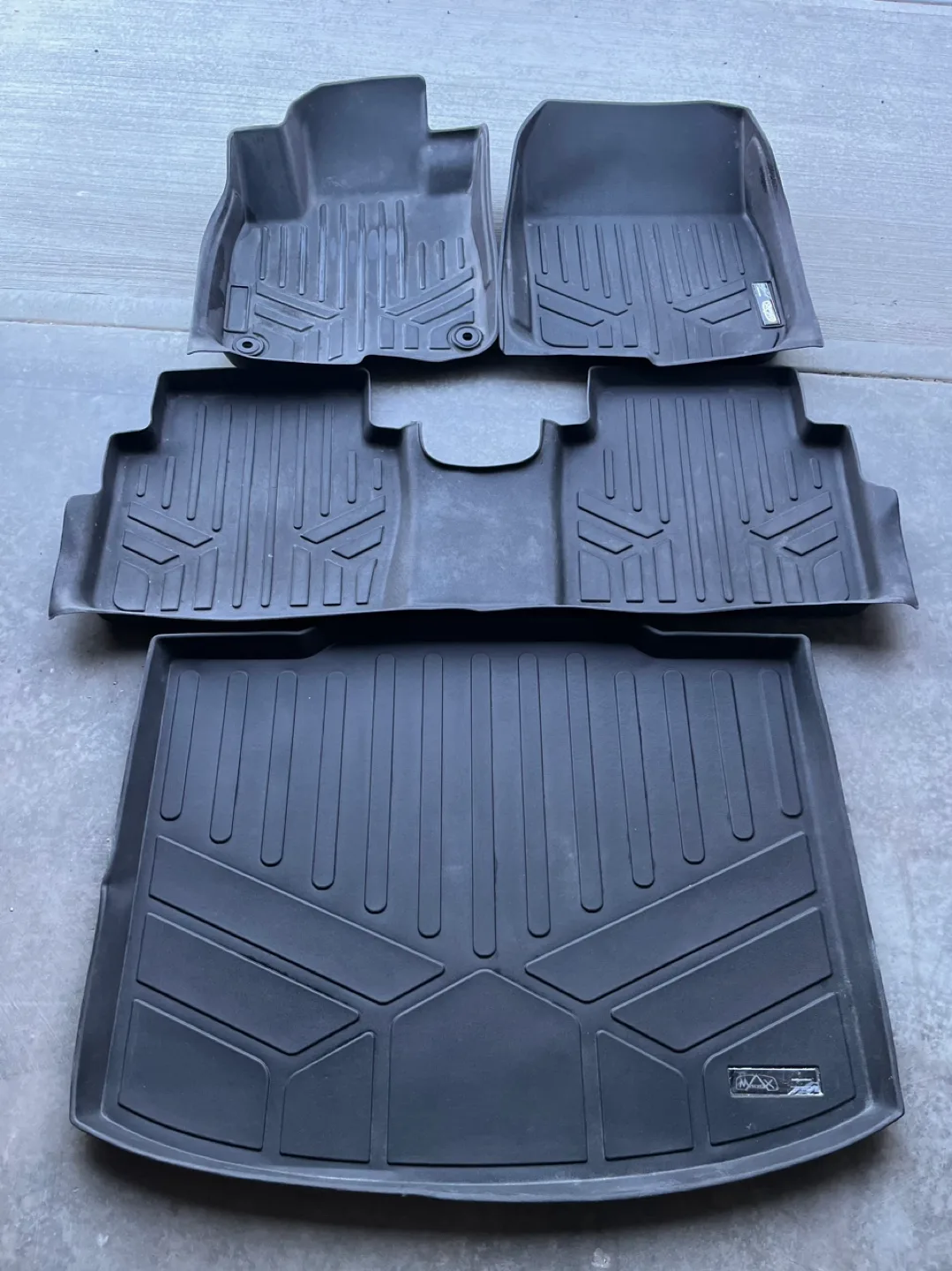 Honda CR-V 2017-2021 winter floor mats & cargo liner set thumbnail