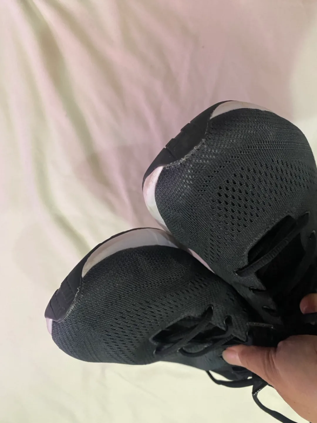 Under Armour Running Shoes - Size 10 image indicator(6)