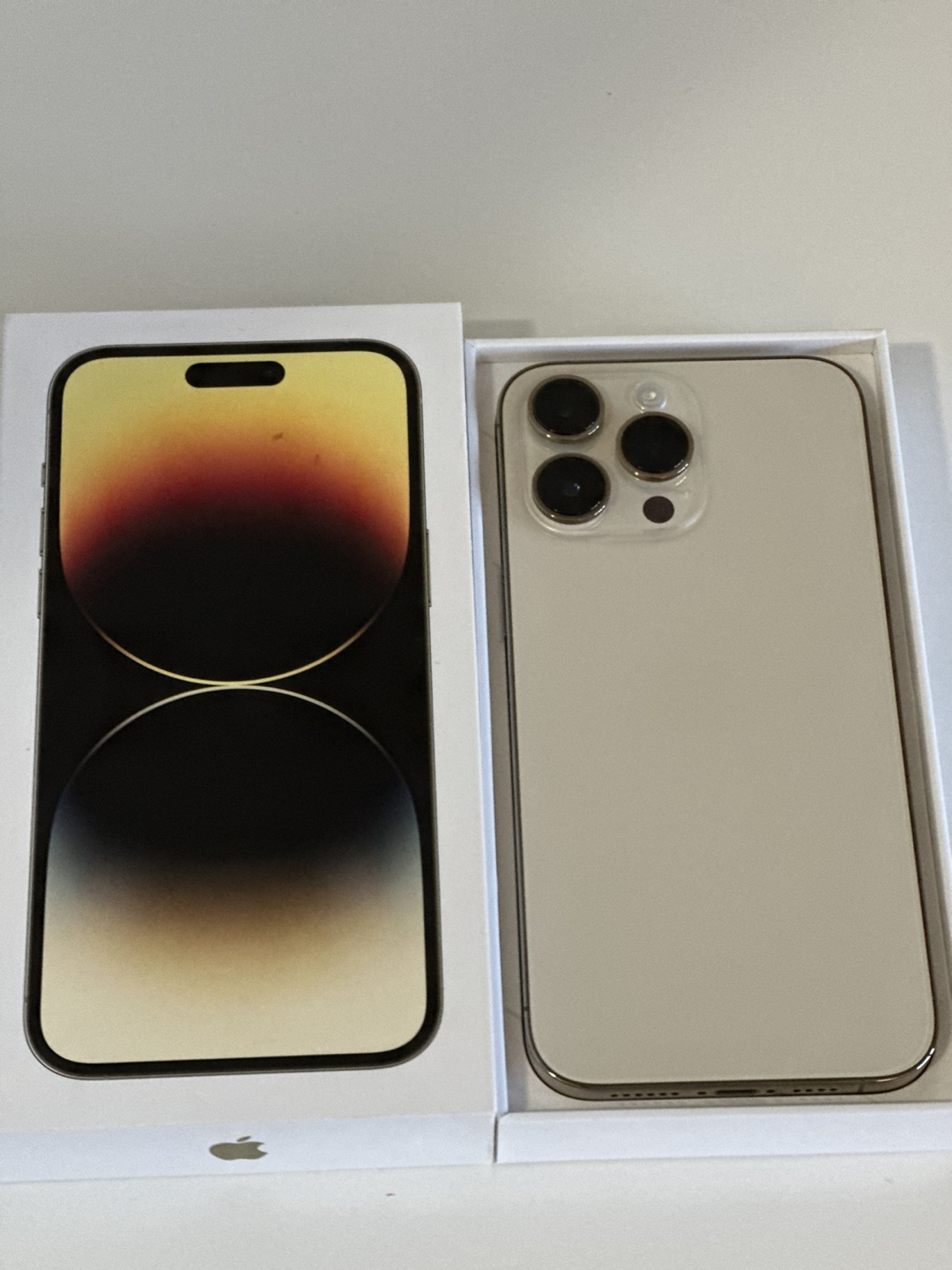 iPhone 14 Pro Max - Gold - 512 GB - photo 3
