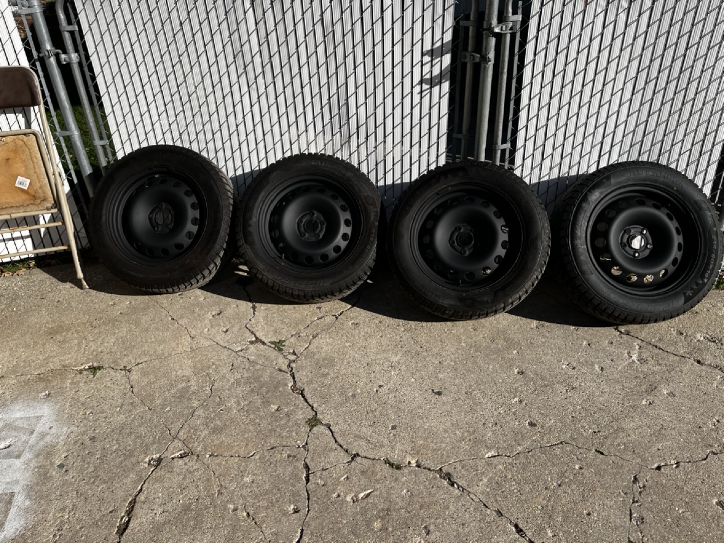 Set of 4 Winter Tires and Rims - photo 2