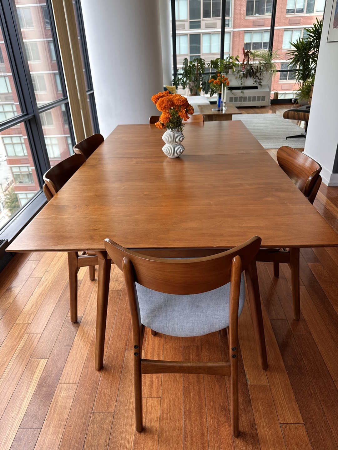 Mid Century Modern Dining Table with 6 Chairs