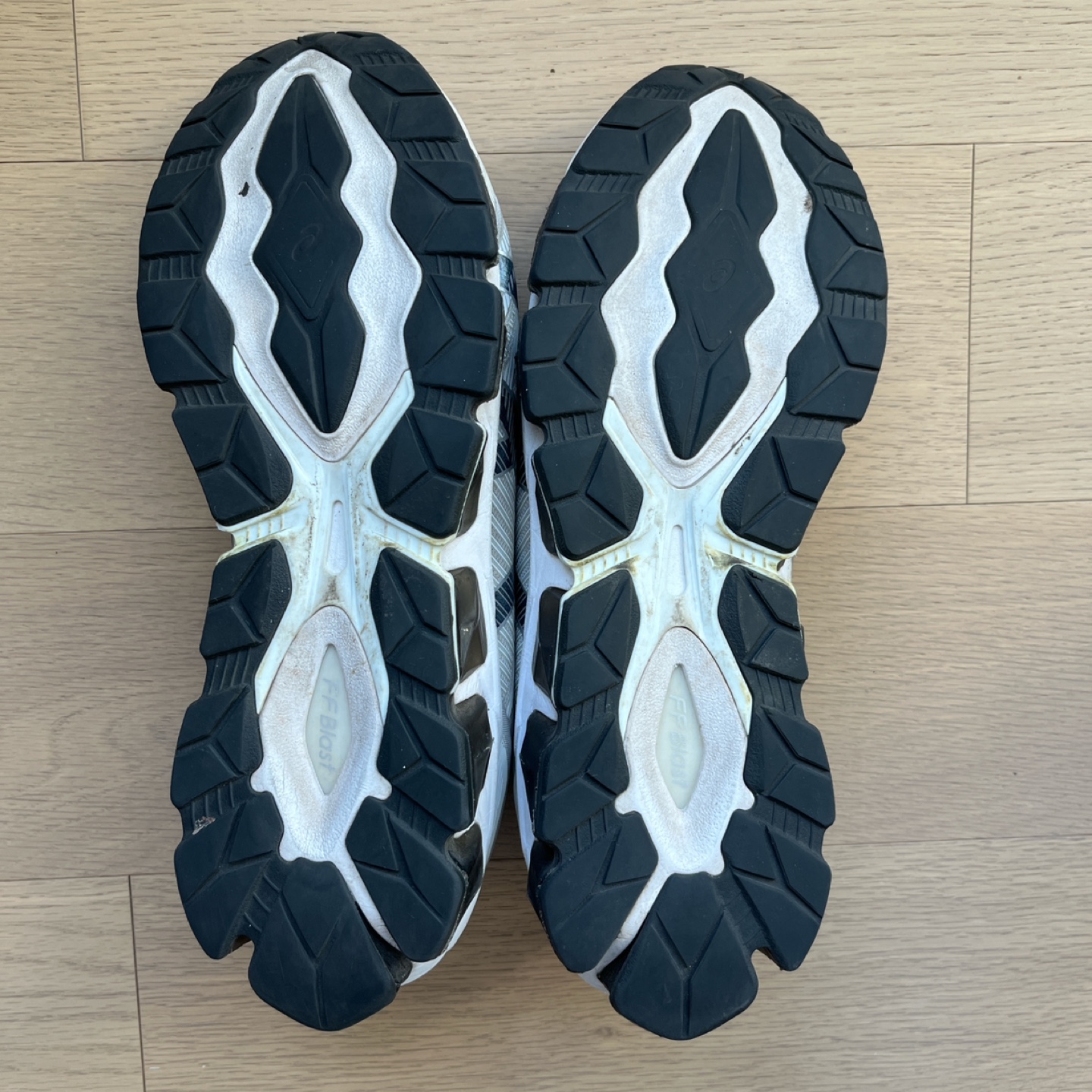 ASICS GEL-Nimbus 18 Running Shoes - photo 3