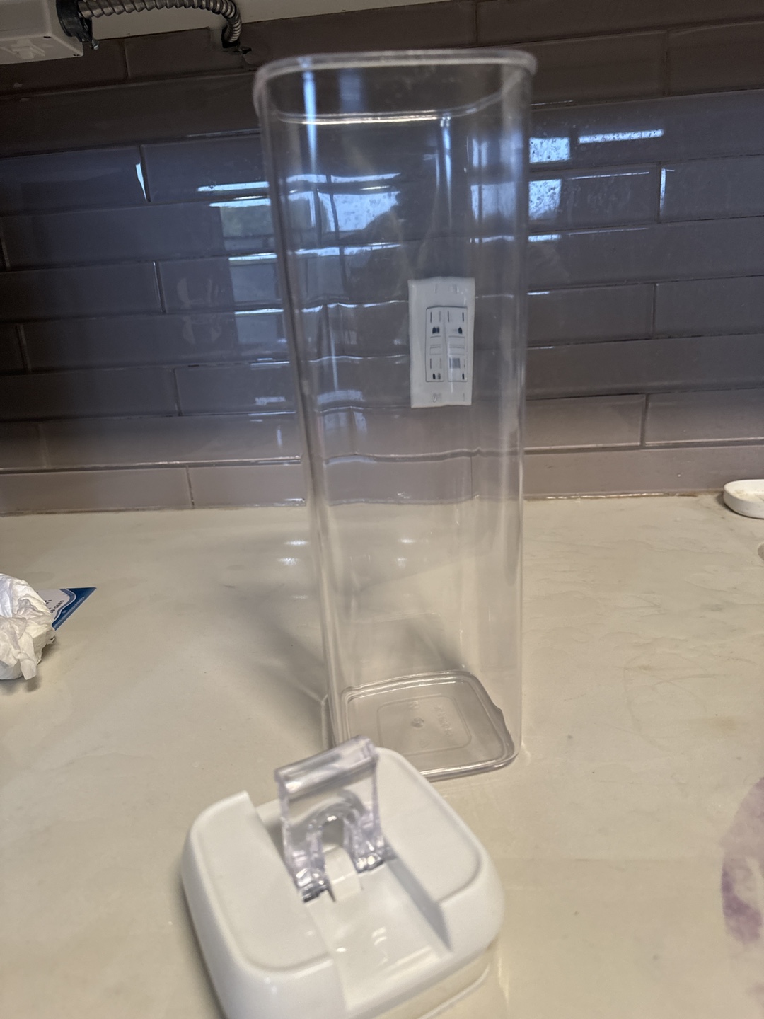 Clear Plastic Food Storage Container - photo 2
