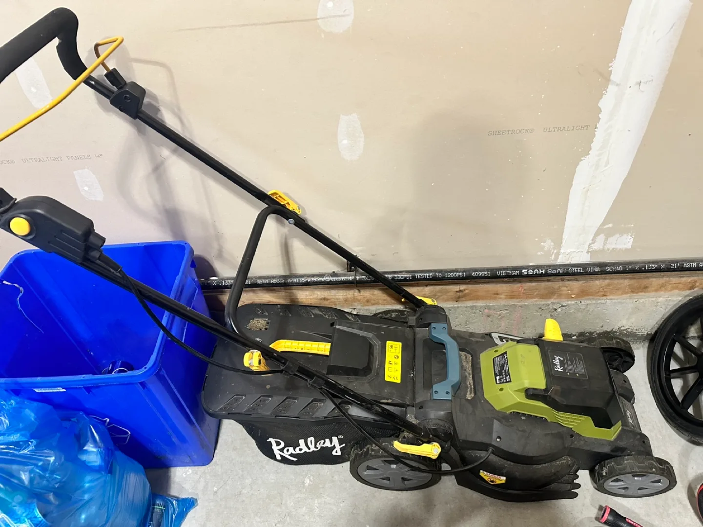 Cordless Lawn Mower, Trimmer and Leaf Blower Combo thumbnail