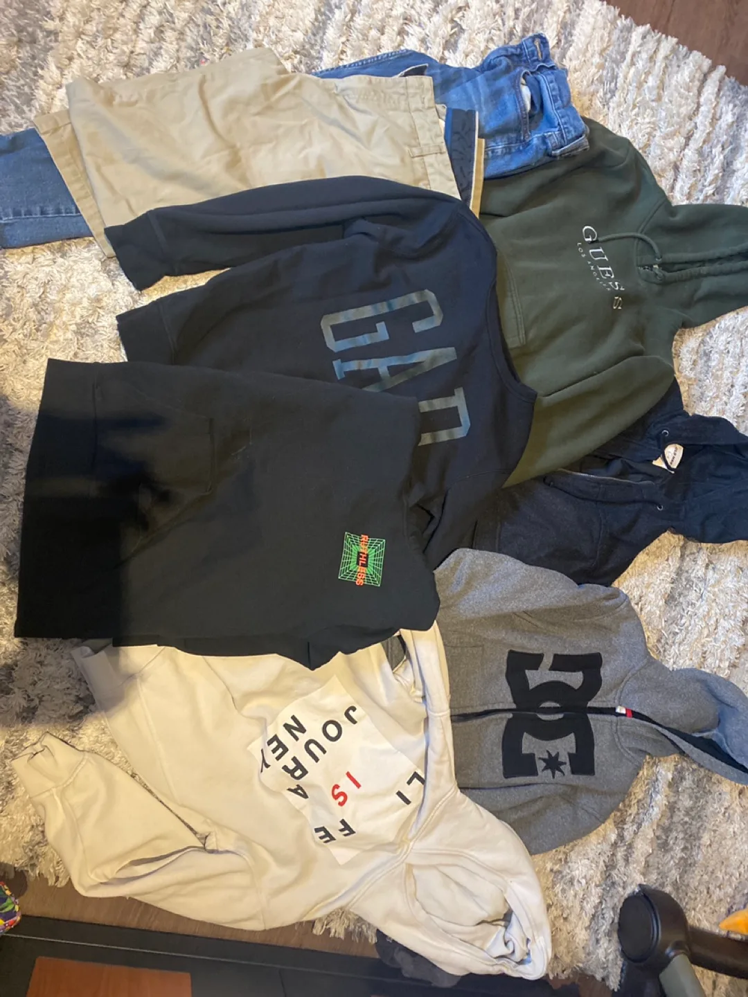 5 Piece Bundle - Sweatshirts and Hoodies thumbnail