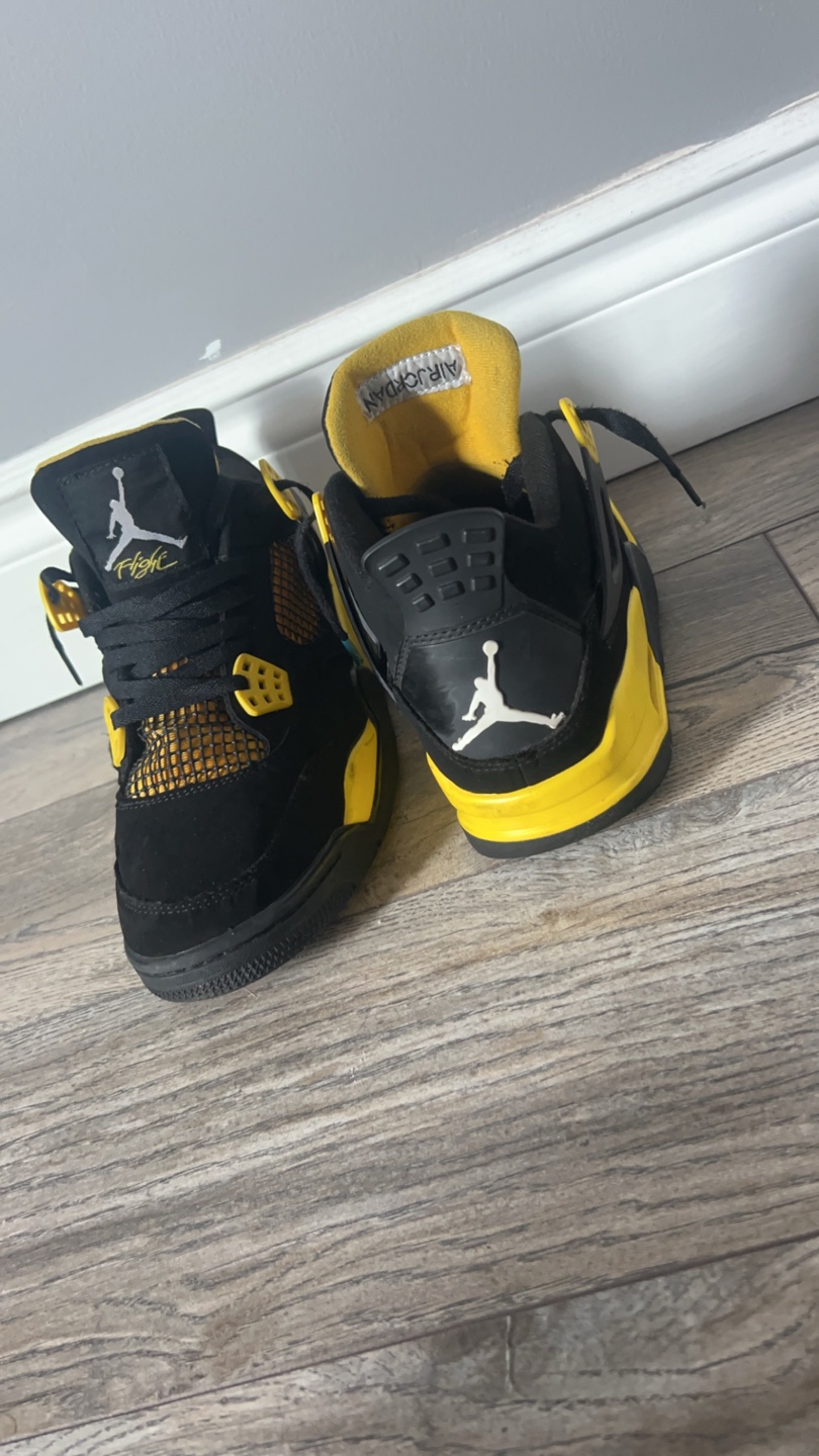 Air Jordan 4 Yellow Thunders - photo 2