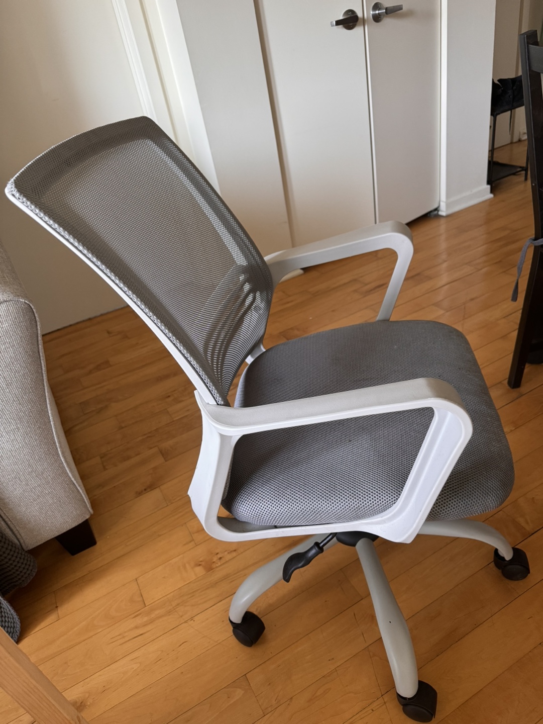 Gray Mesh Office Chair
