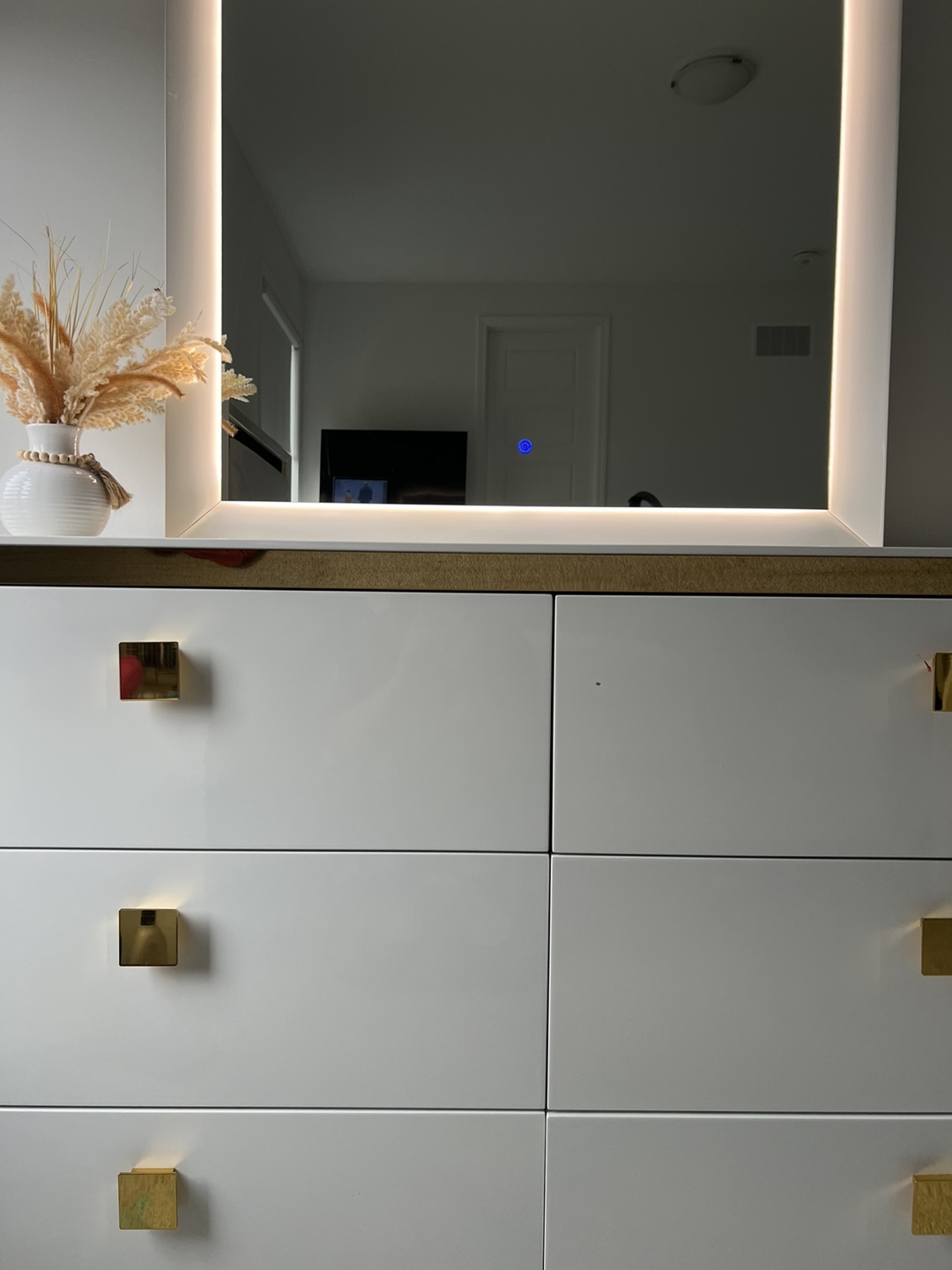 White Dresser with Mirror - photo 4