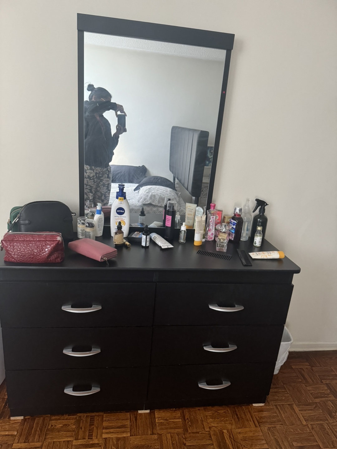 Black dresser with six drawers