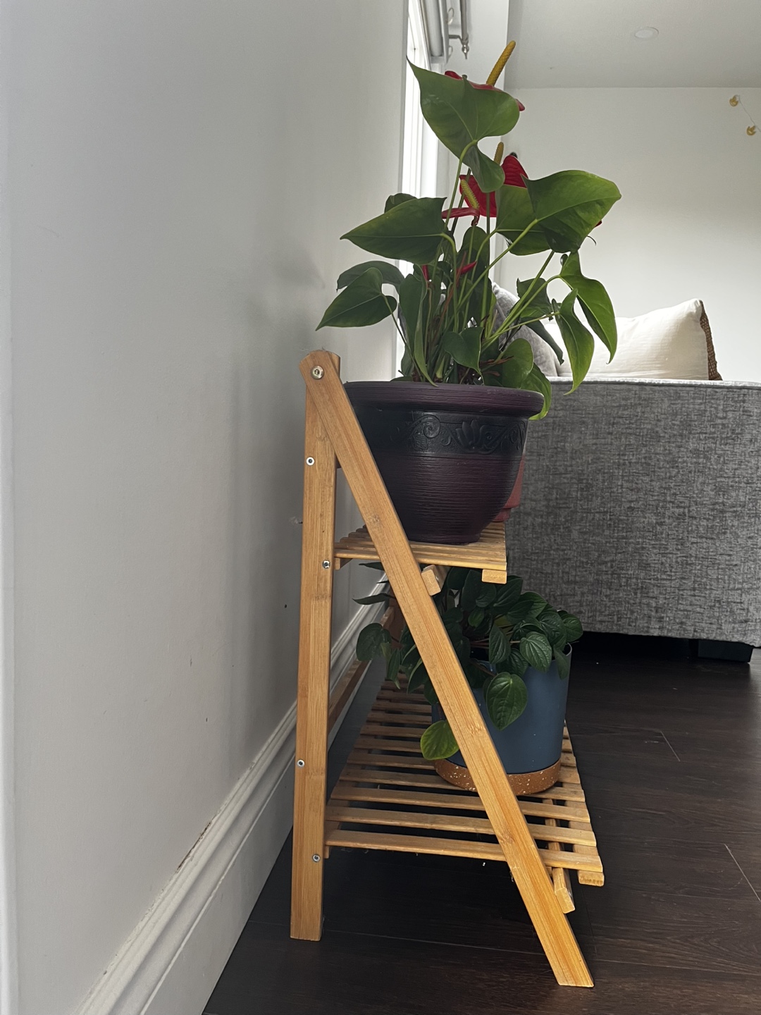 Two-tier wooden plant stand - photo 3