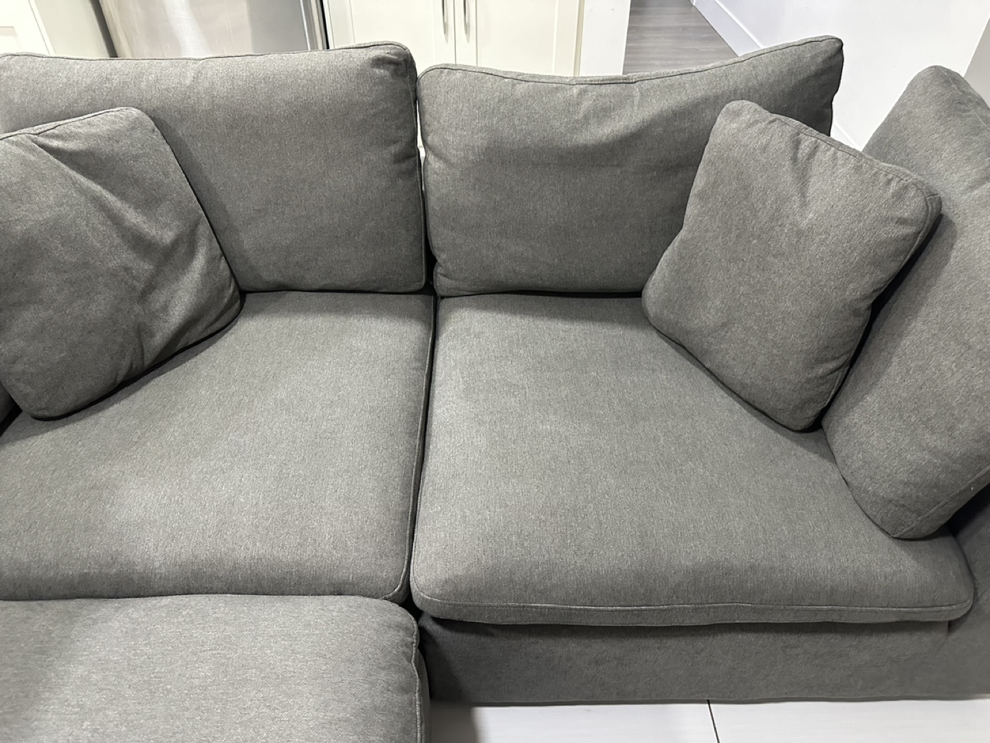 Leons Sectional Sofa - photo 4
