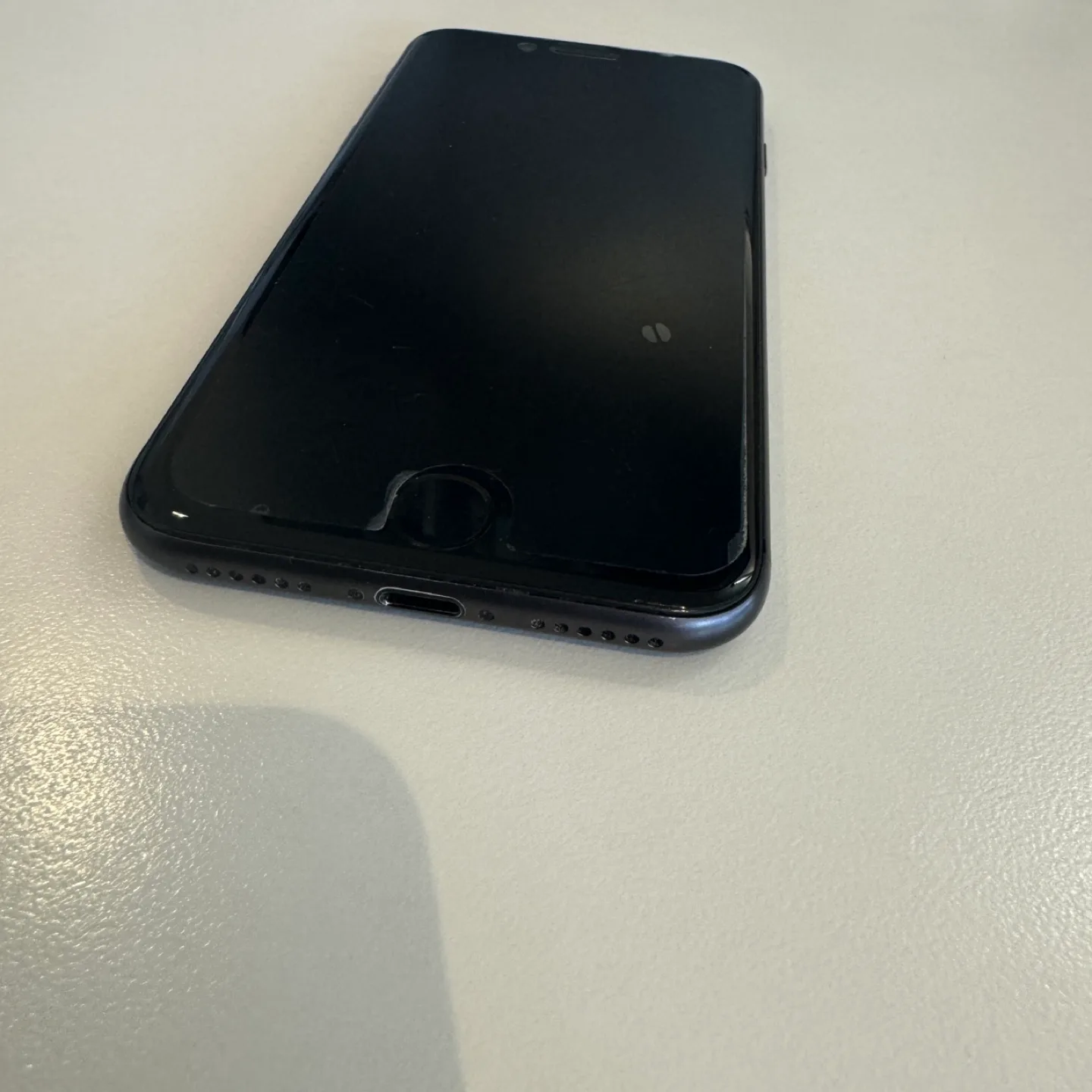 iPhone 8 64gb Unlocked 93% Battery Health image indicator(3)