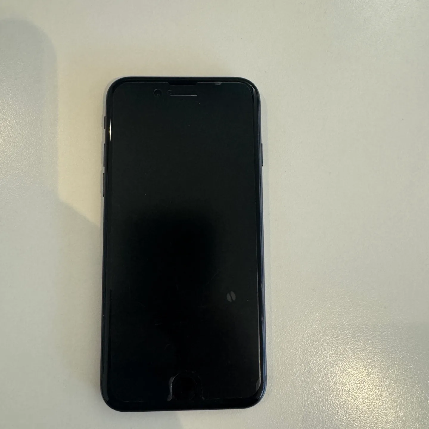 iPhone 8 64gb Unlocked 93% Battery Health image indicator(2)