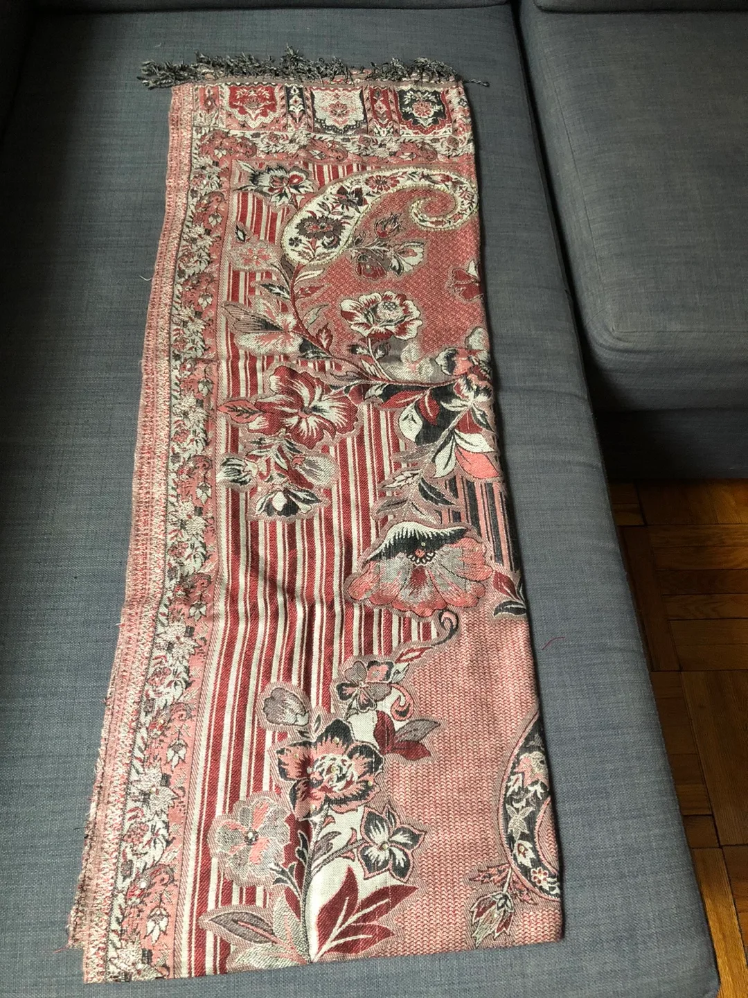 Beautiful cotton Scarf with Rhinestones image indicator(6)