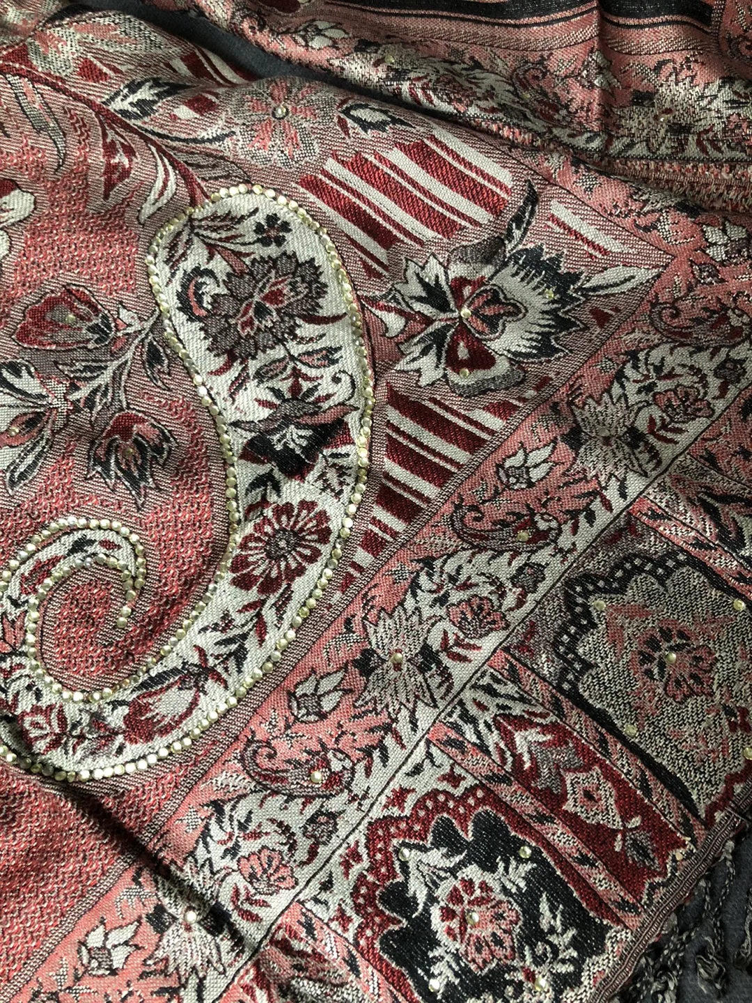 Beautiful cotton Scarf with Rhinestones image indicator(2)