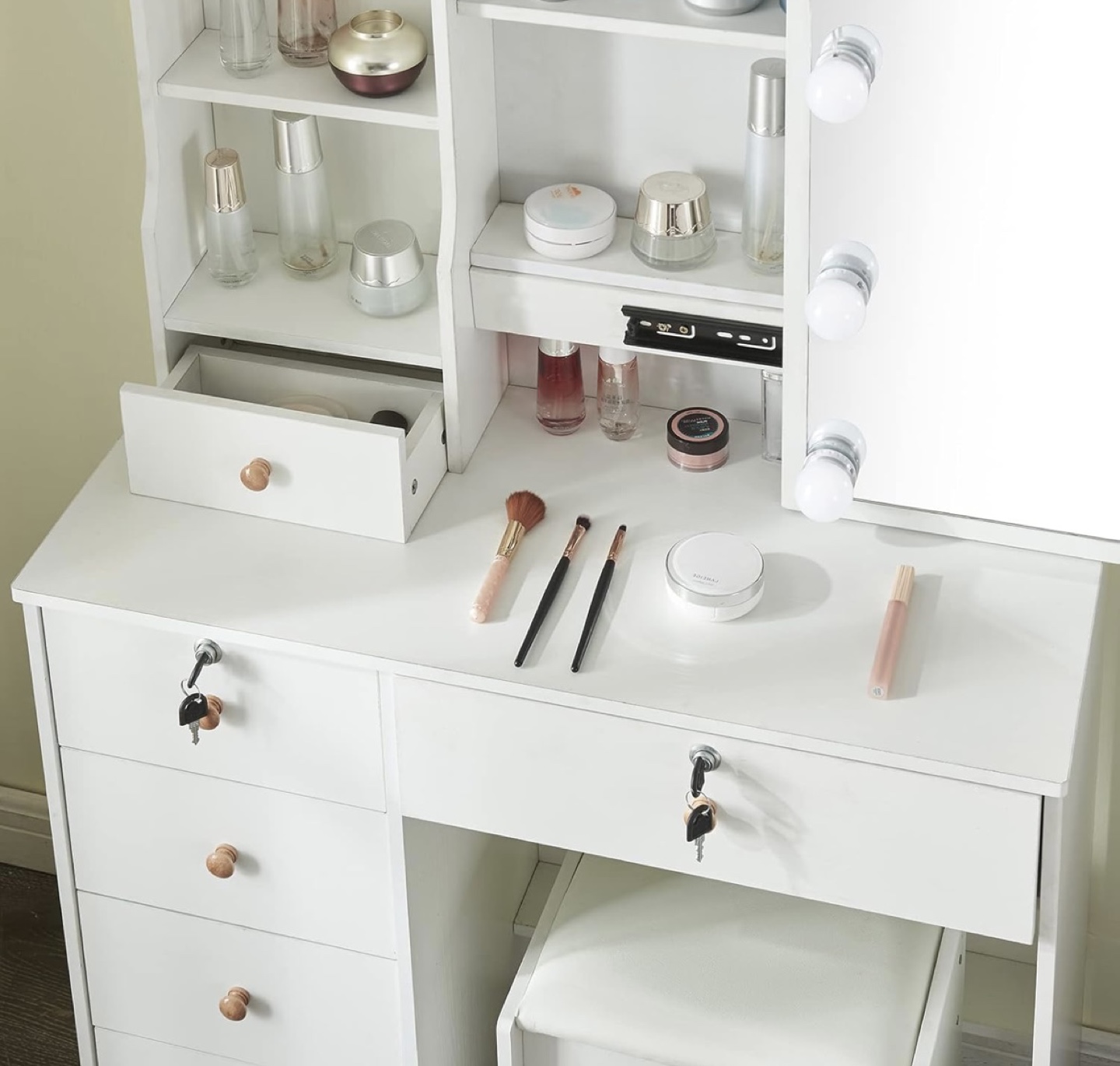 Vanity makeup desk - photo 4