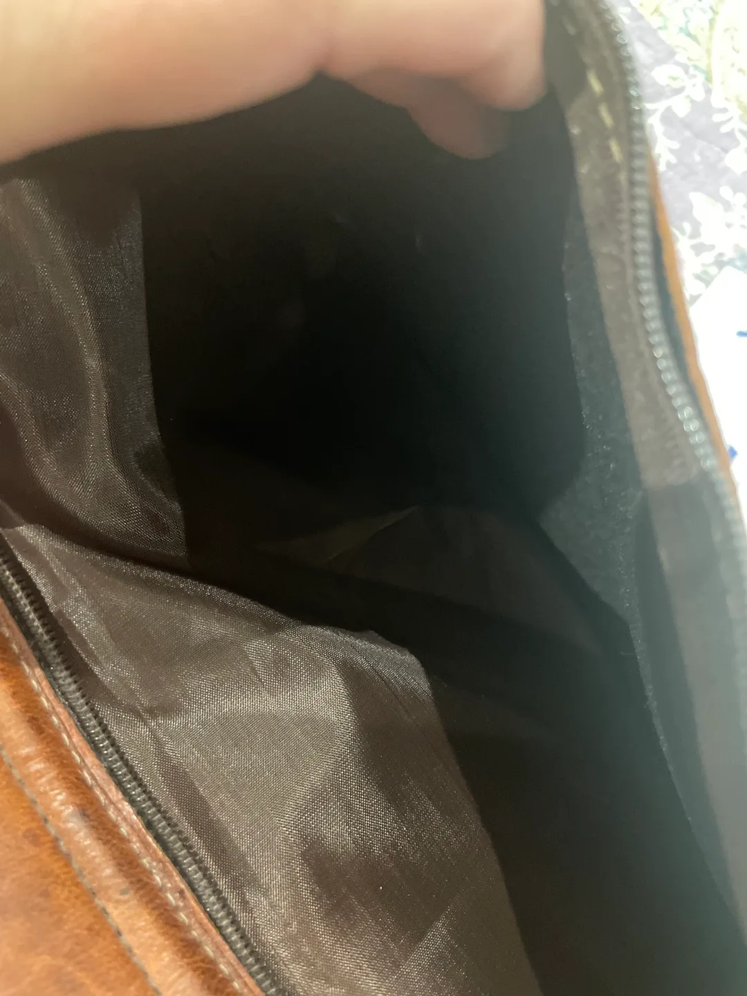 Vintage Leather Weekender Travel Bag image indicator(3)