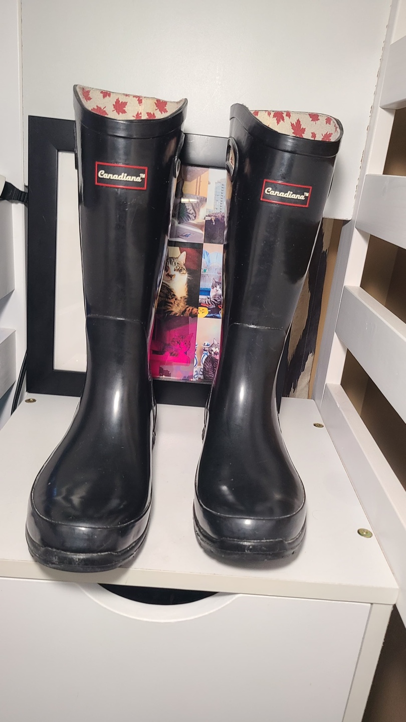 Rain boots