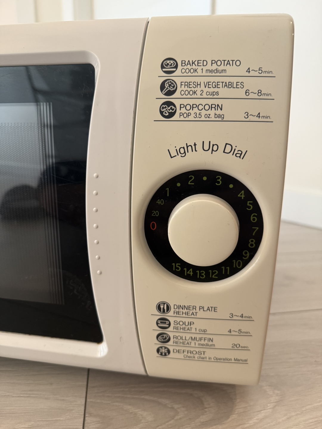 Sharp Carousel Microwave - photo 3