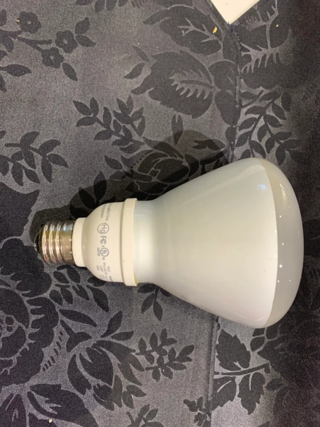 6 Sylvania flood Light Bulbs image indicator(3)