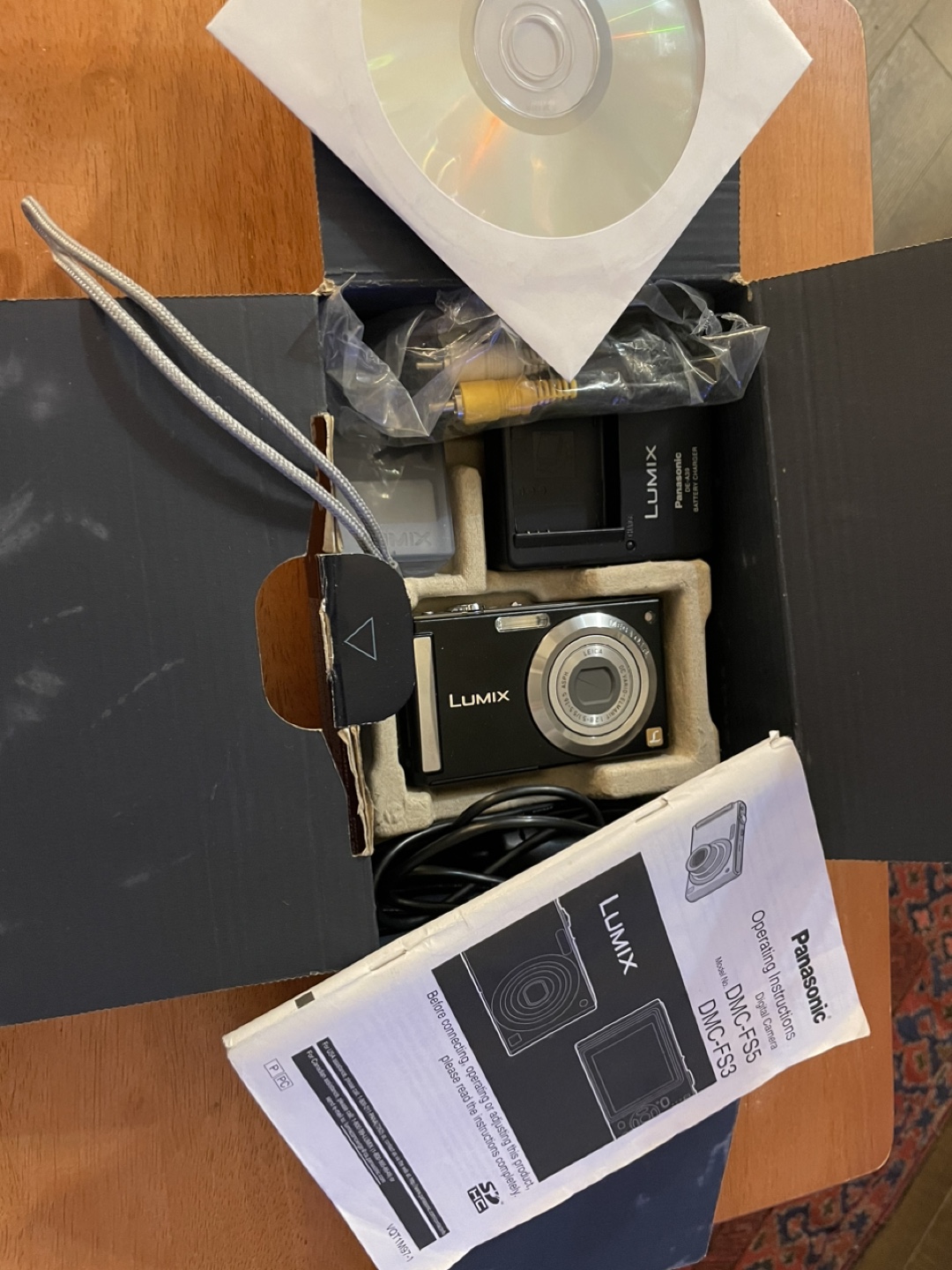 Panasonic Lumix DMC-FS3 Digital Camera - photo 3