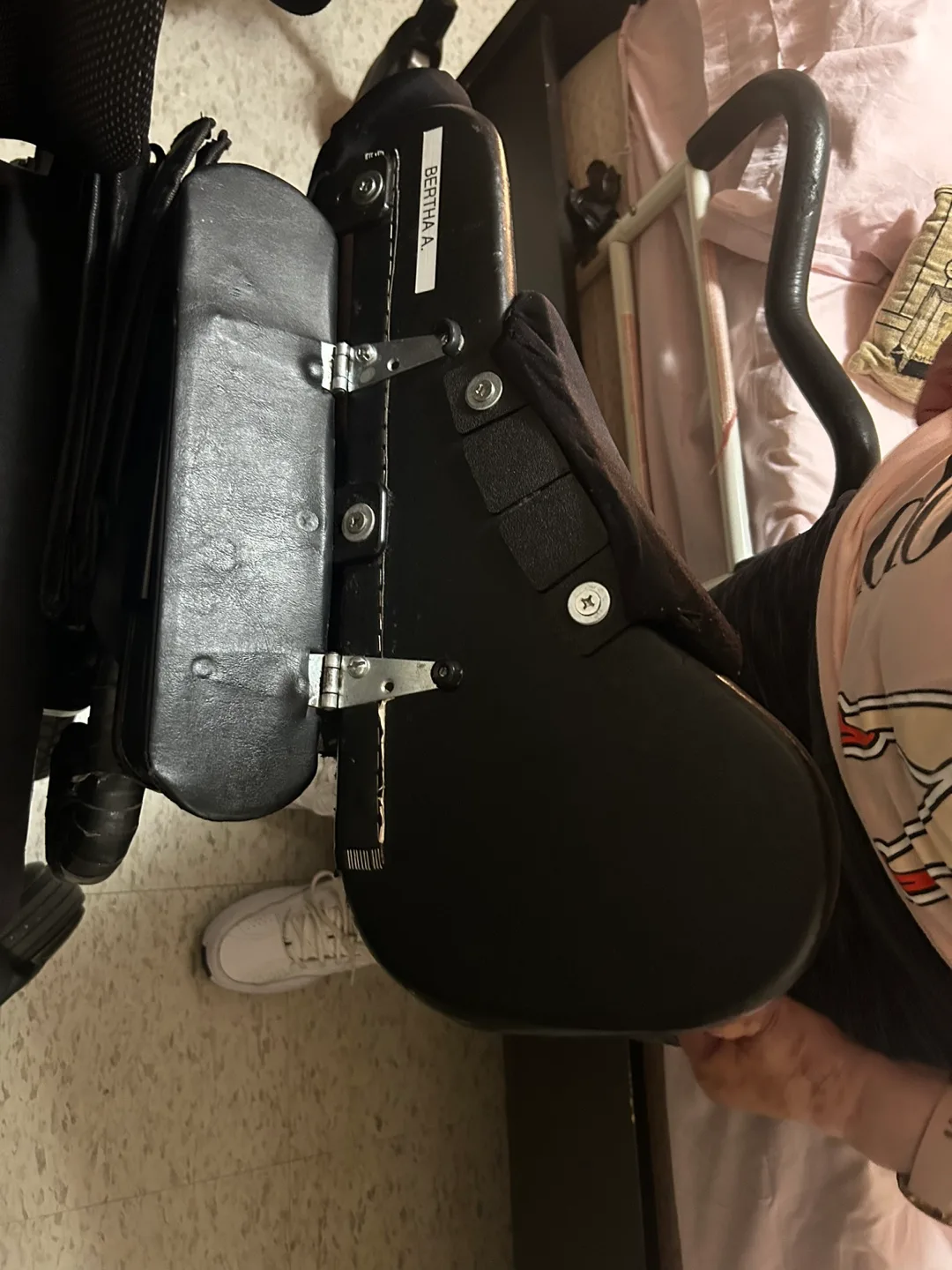 Medchair Tilt Wheelchair image indicator(8)